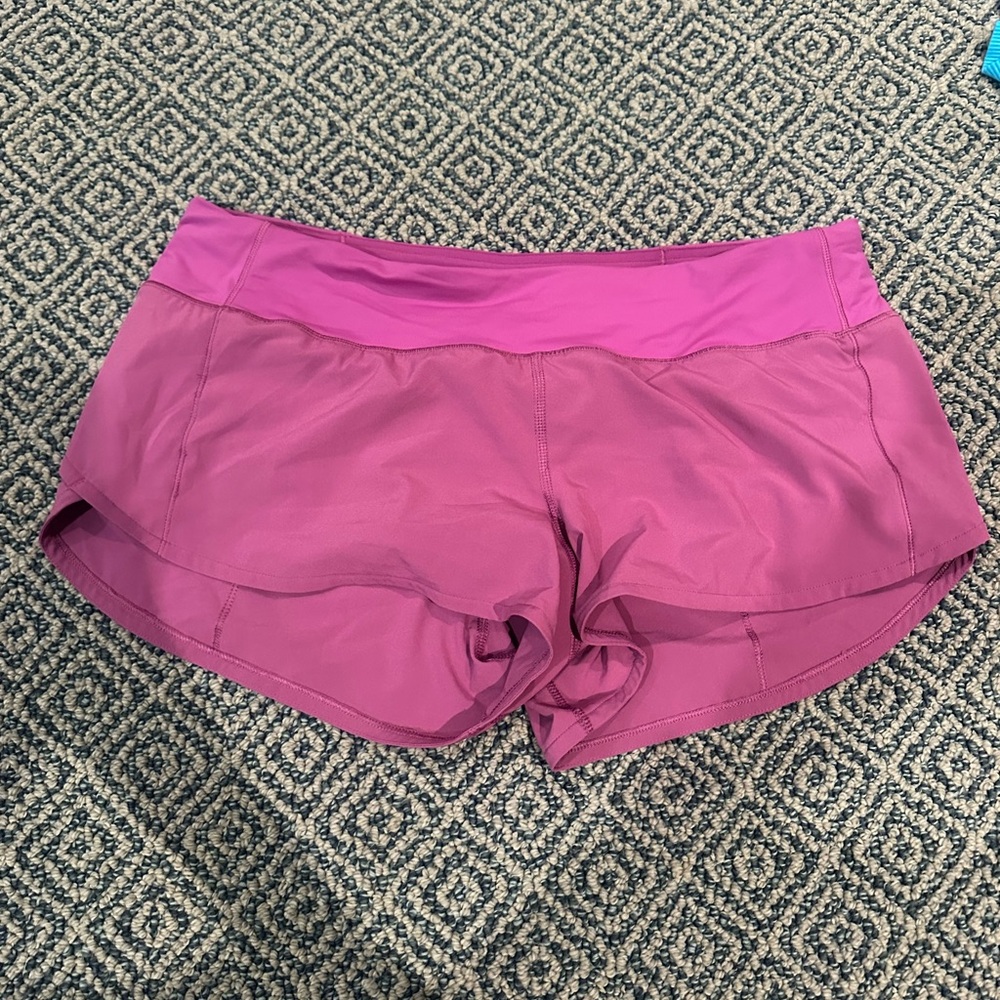 Lululemon shorts 2.5 inch
